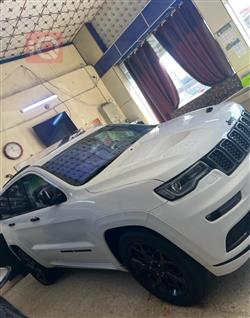 جيب جراند شيروكي